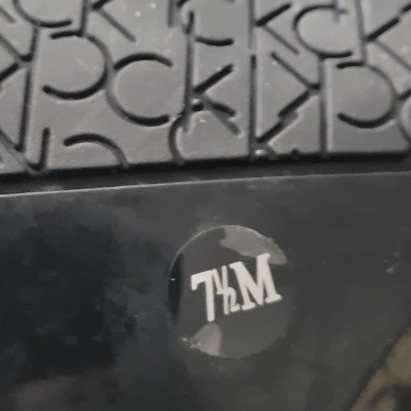 Calvin Klein Women's Fioranna Ankle Boots Size 7.5 Gray Black Booties Round Toe - Picture 9 of 9